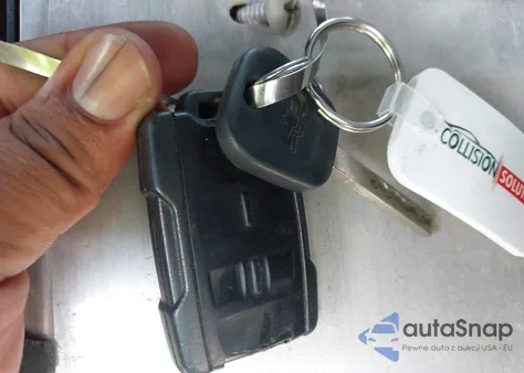 2015 Chevrolet Silverado 1500 1Lt from USA, damaged, VIN 3GCUKREC0FG482346